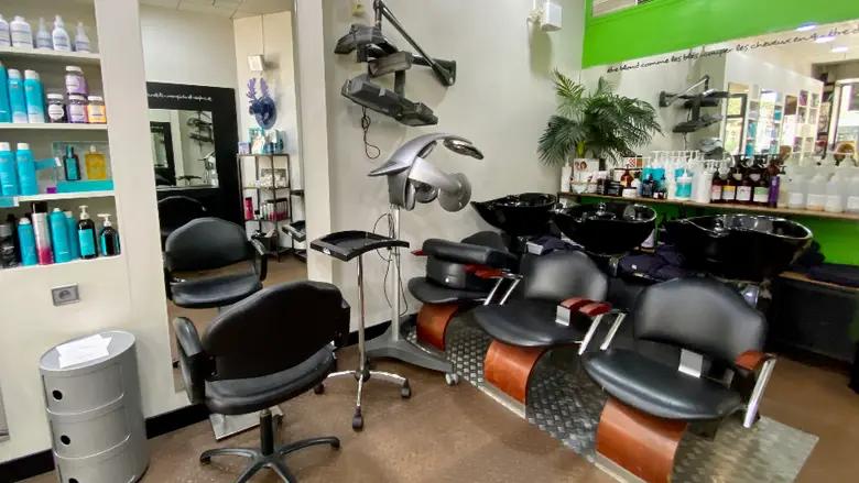 Comment les salons de coiffure bio à Lyon gèrent-ils leurs déchets de manière écologique ?